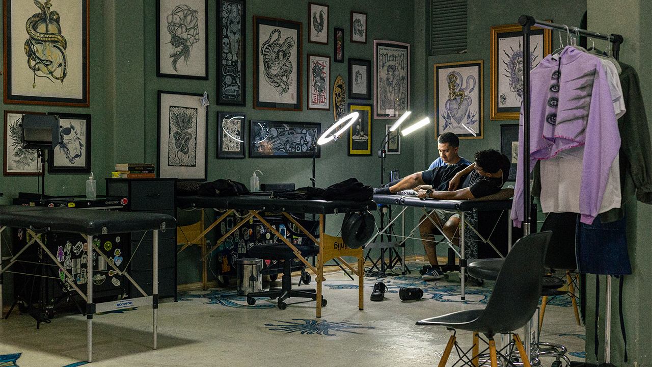 Un café y un tatuaje para llevar