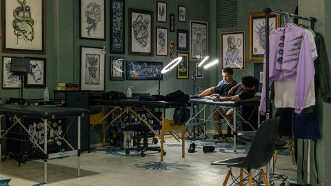 /thumbs/480&times;270&times;crop/entries/Nota-A185-Un-cafe-y-un-tatuaje-para-llevar.jpg